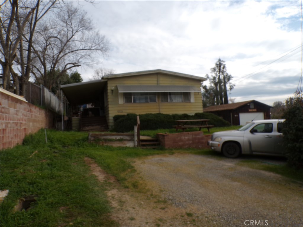 3832 Fir Property Photo 1