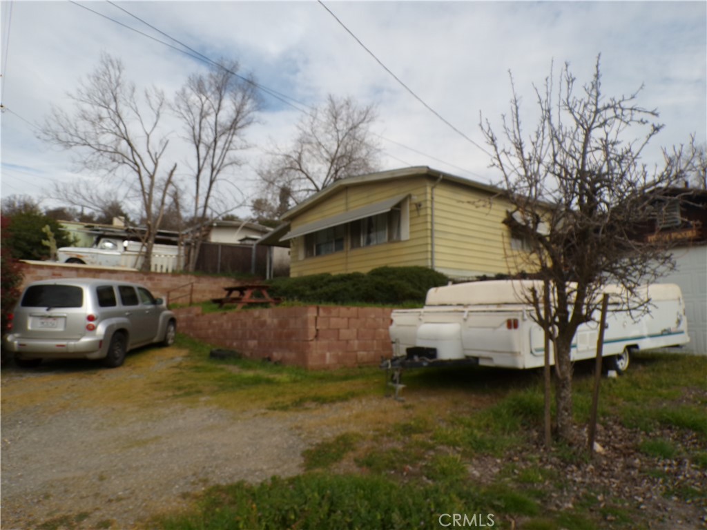 3832 Fir Property Photo 5