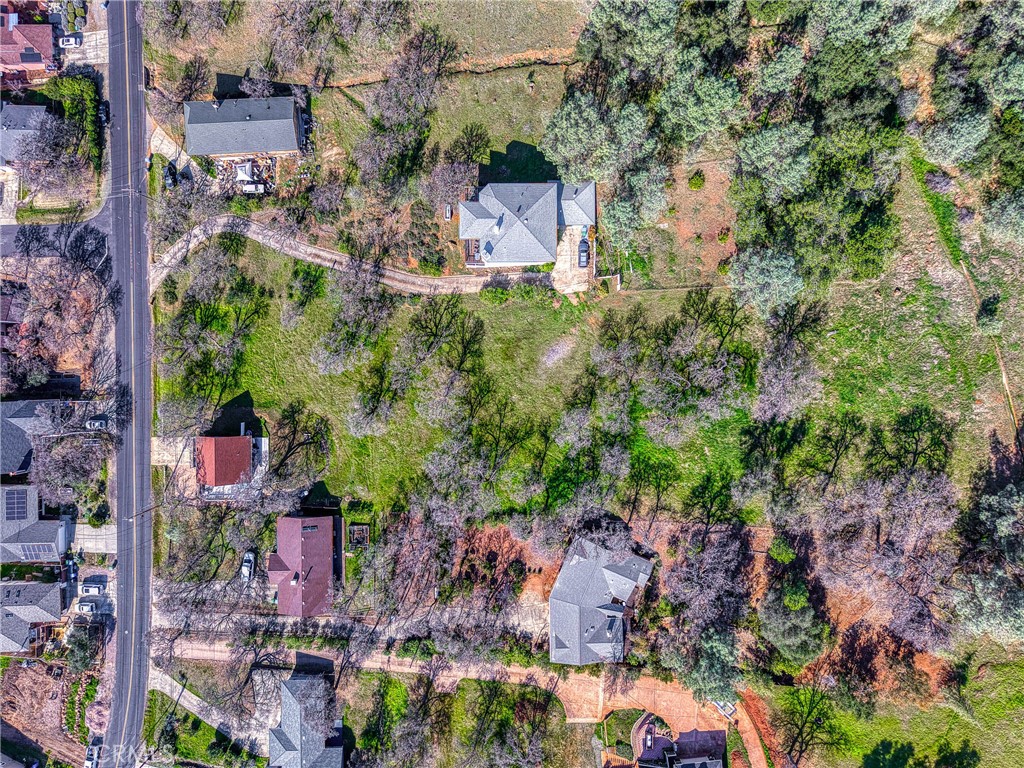 18954 Deer Hill Road Property Photo 5