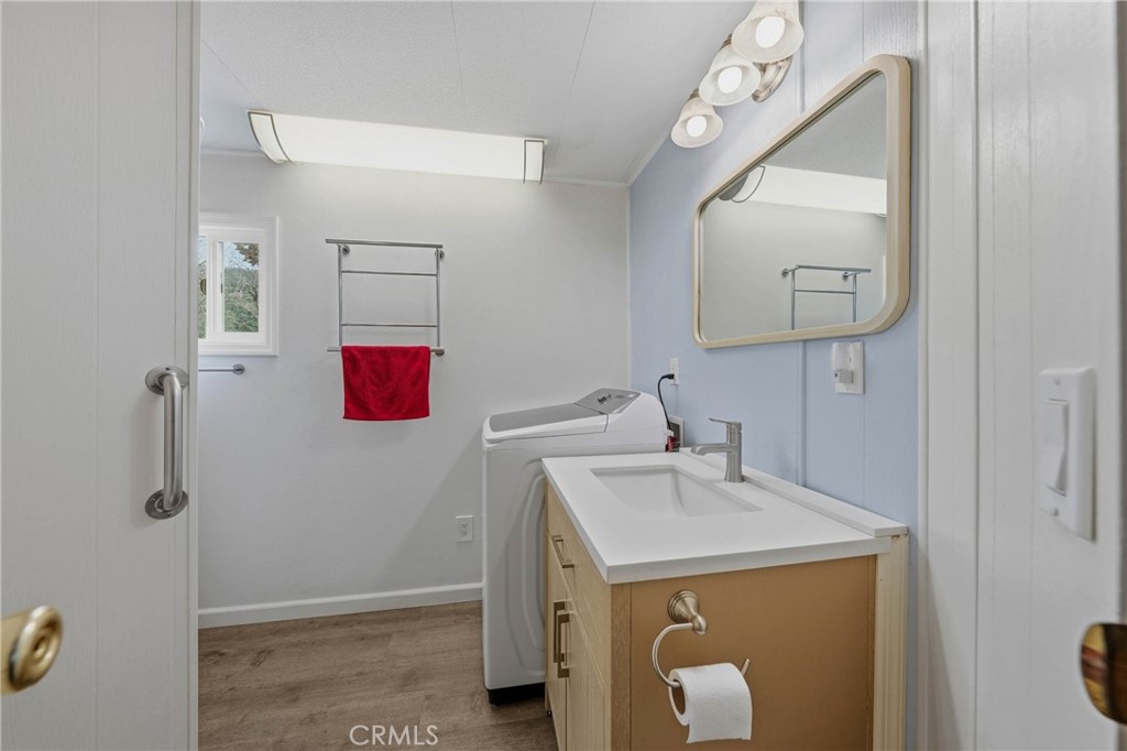 5890 E Highway 20 9 Property Photo 22