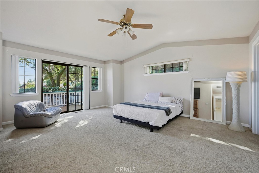 3469 Greenwood Property Photo 16