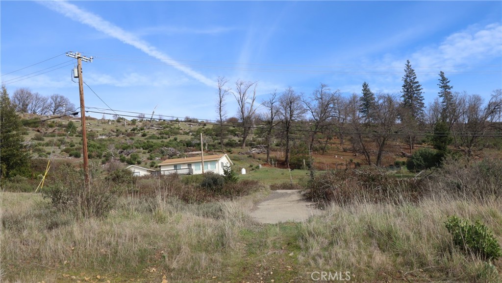 15057 E Hoberg Drive Property Photo 2