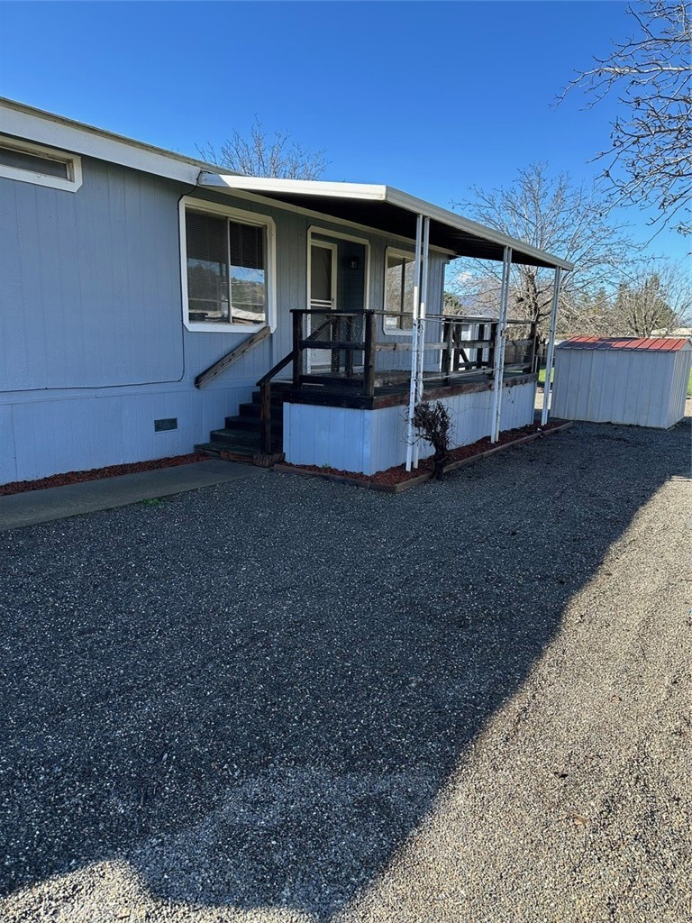 13925 Walnut Property Photo 2