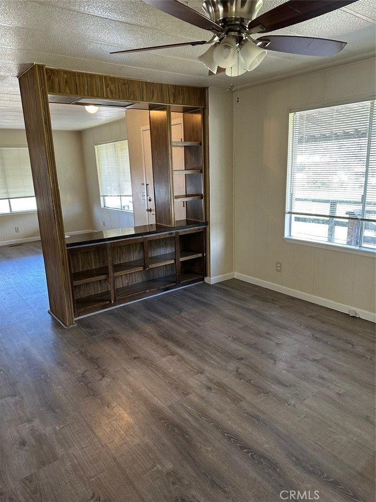 13925 Walnut Property Photo 7
