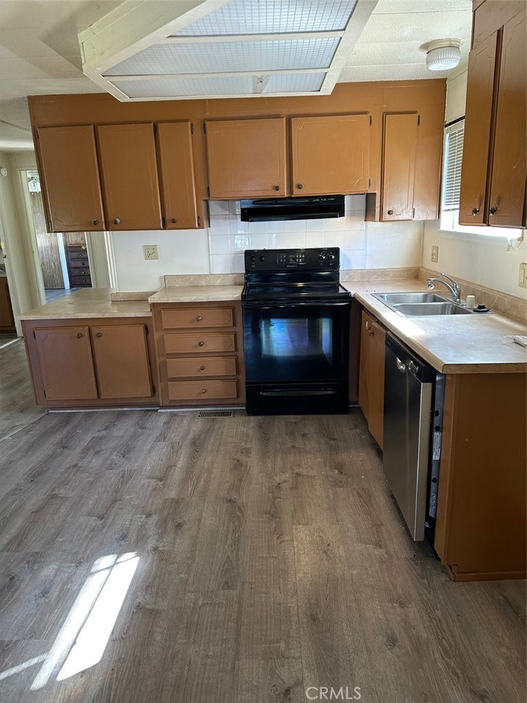 13925 Walnut Property Photo 12