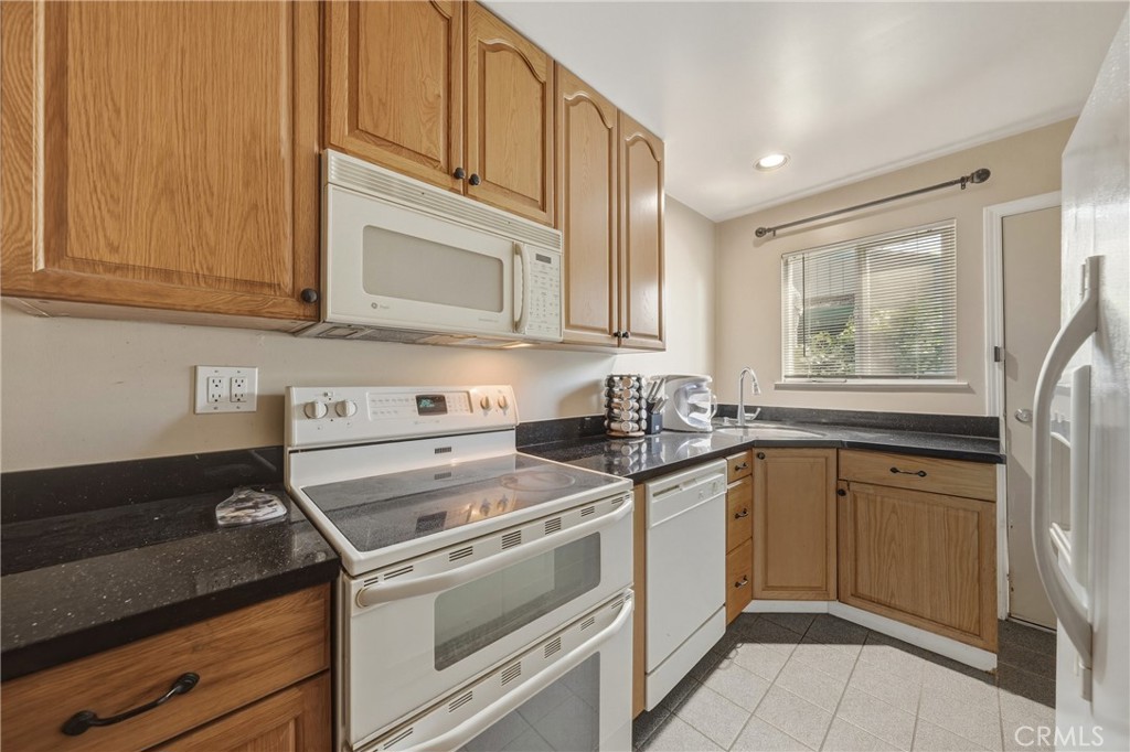 14038 Rosewood Lane Property Photo 34