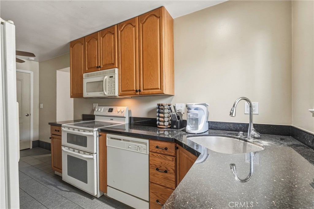 14038 Rosewood Lane Property Photo 35