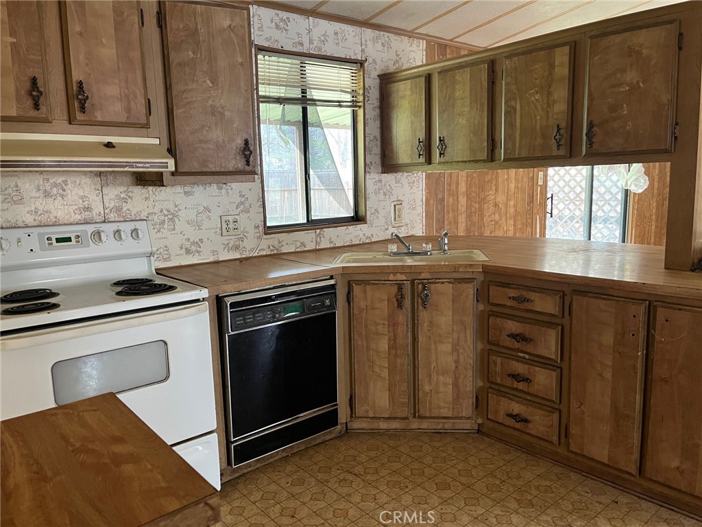 3701 Spring Valley Road Property Photo 2