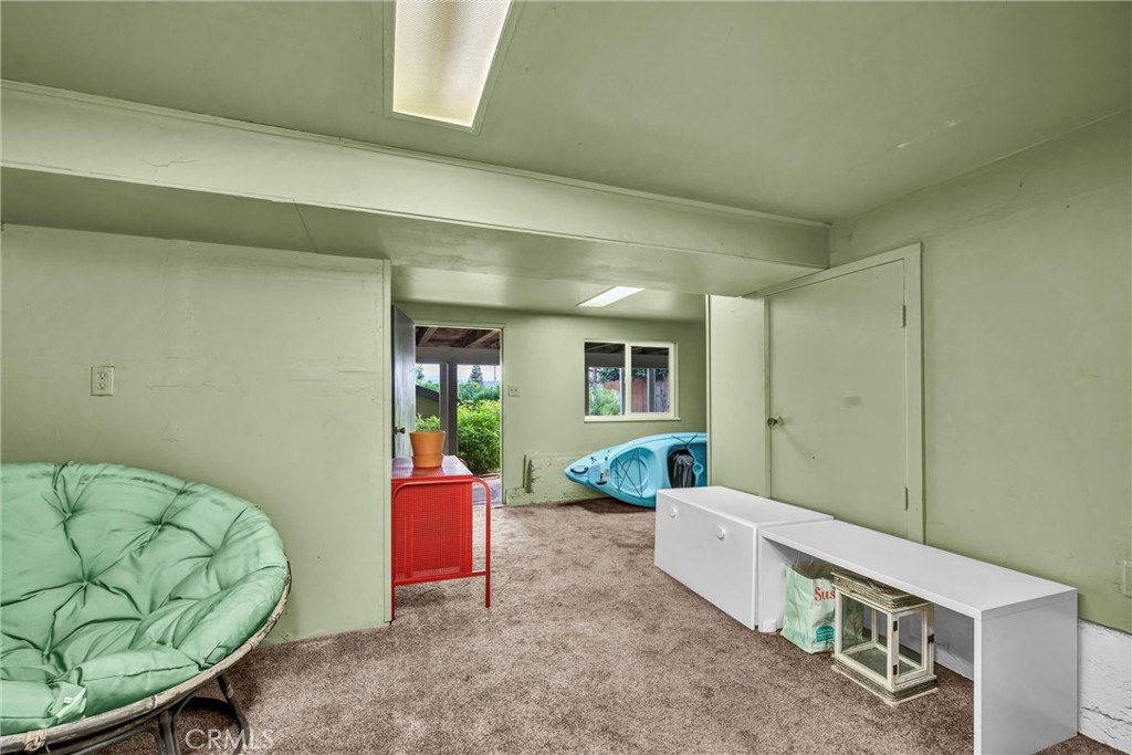 18528 North Shore Drive Property Photo 32