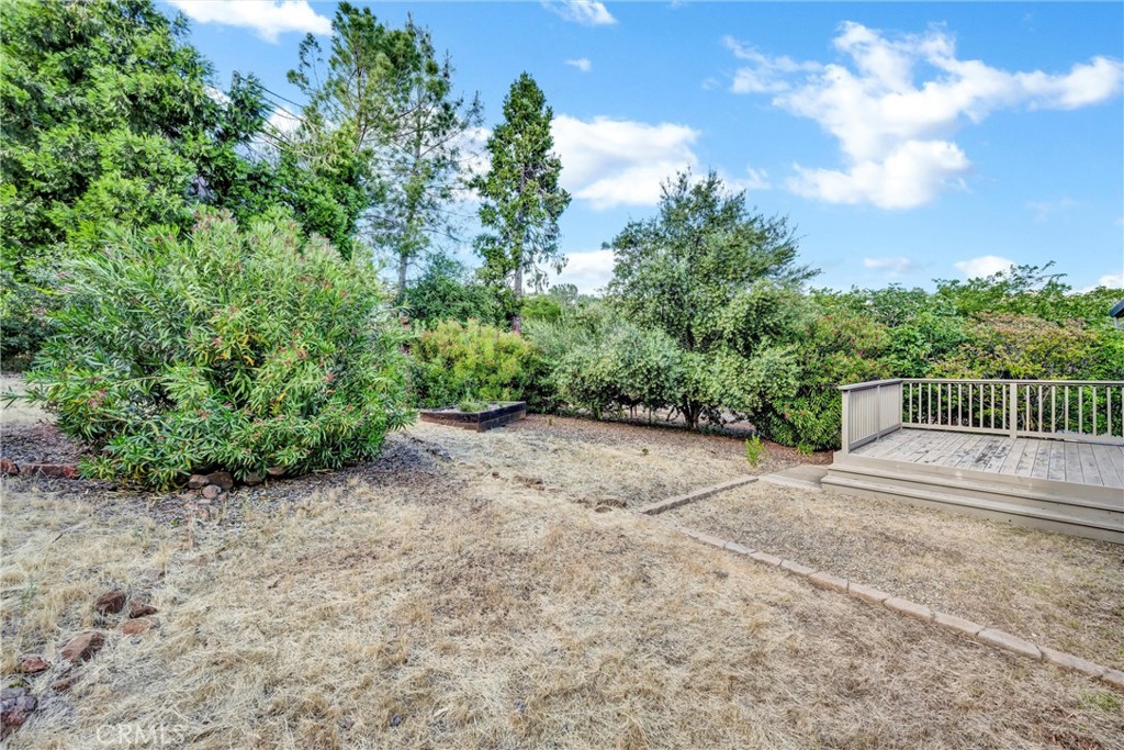 18528 North Shore Drive Property Photo 41
