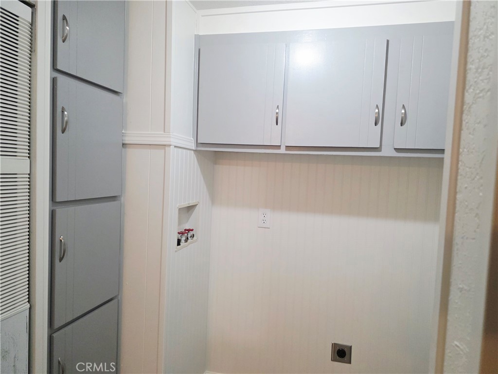 5330 Lakeshore 9 Property Photo 14