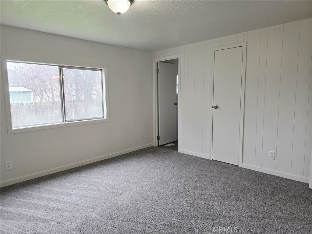5330 Lakeshore 9 Property Photo 19