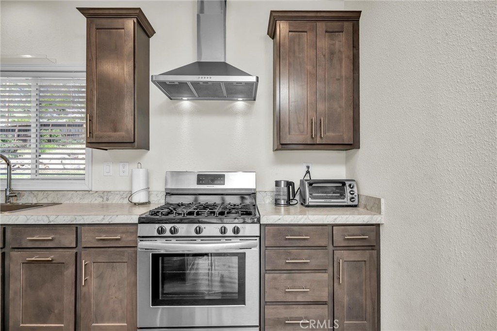 9447 Angelly Property Photo 7