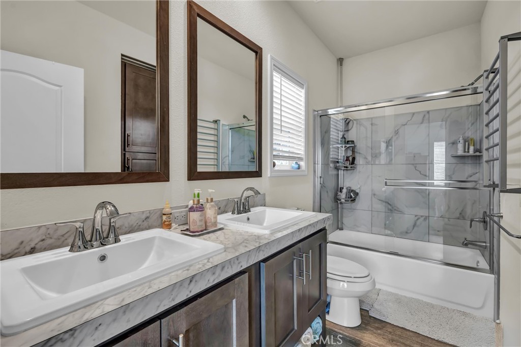 9447 Angelly Property Photo 11