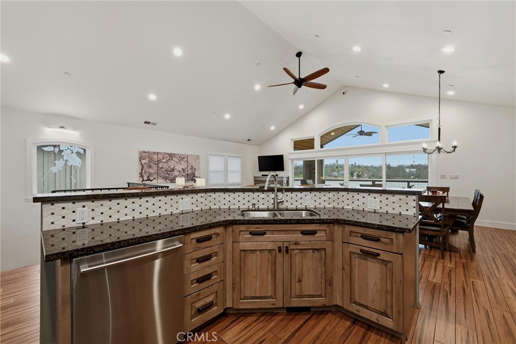 18793 N Shore Property Photo 11
