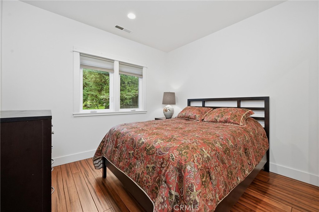 18793 N Shore Property Photo 25