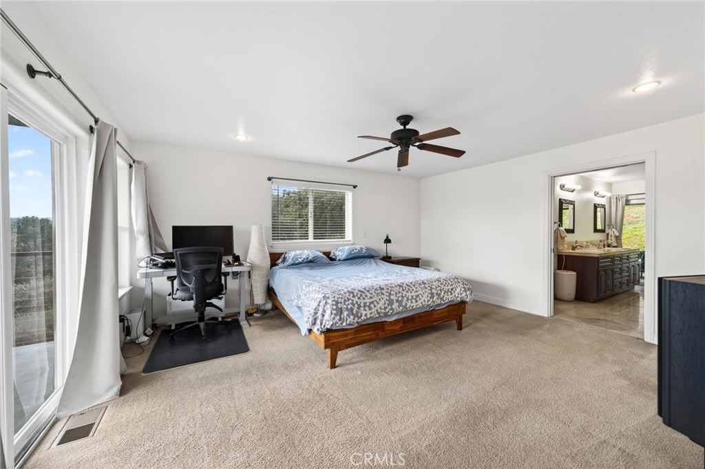 17437 Greenridge Property Photo 6