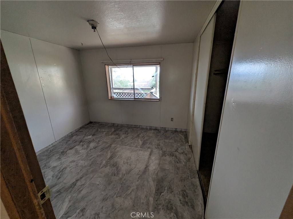 4367 Lakeview Terrace Property Photo 9