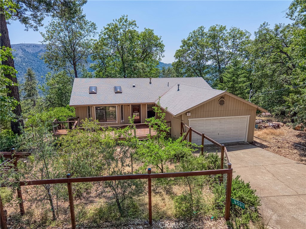 9591 Lassen Drive Property Photo 1