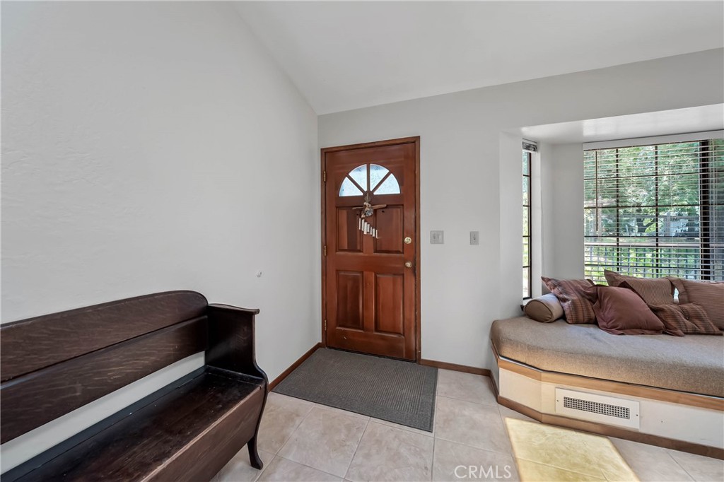 9591 Lassen Drive Property Photo 11