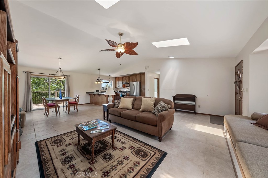 9591 Lassen Drive Property Photo 13