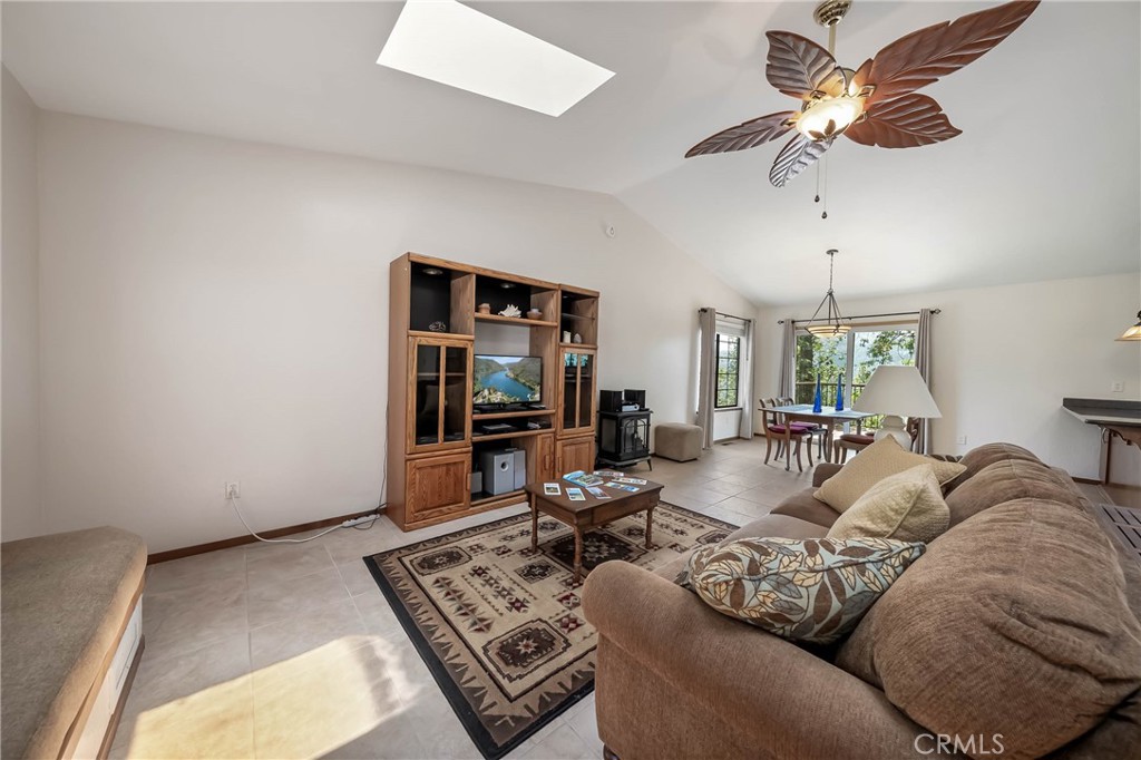 9591 Lassen Drive Property Photo 15