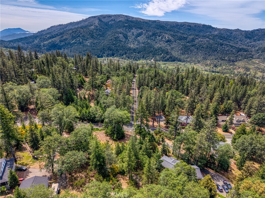 8713 Fox Property Photo 3
