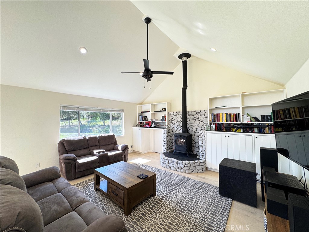 14605 Tomki Rd Property Photo 10
