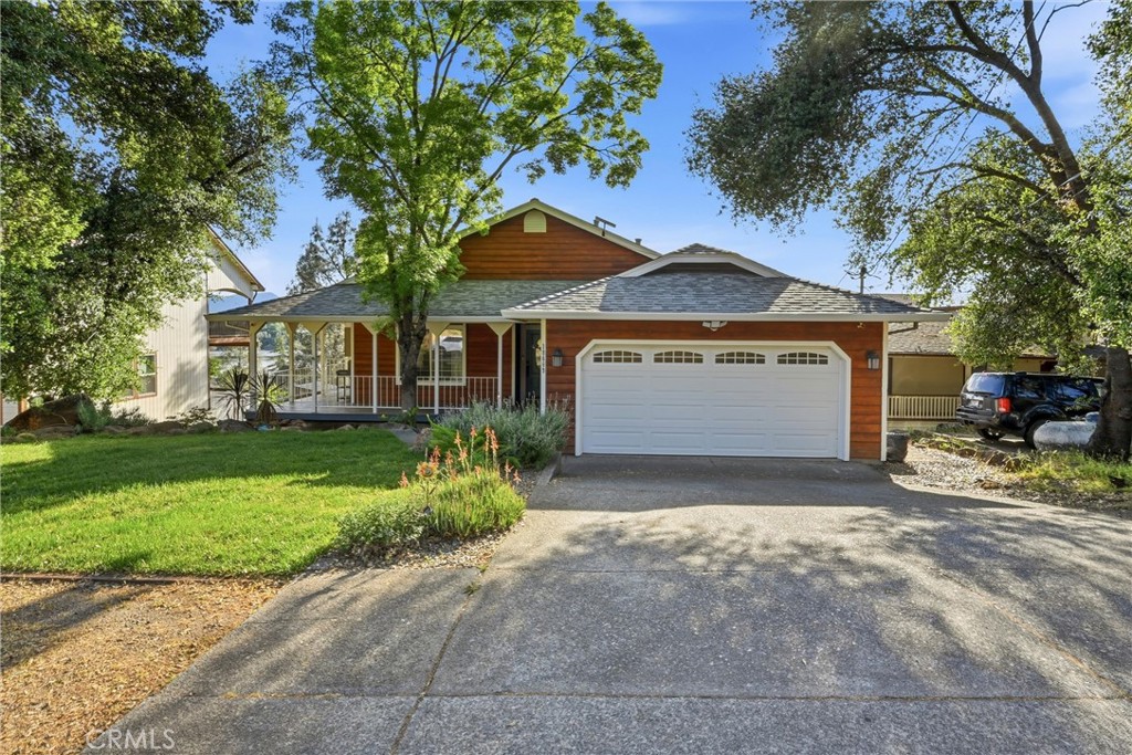 18669 Deer Hill Property Photo 4