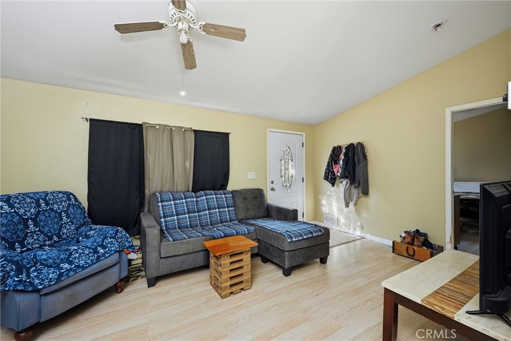 15560 20th Avenue Property Photo 3