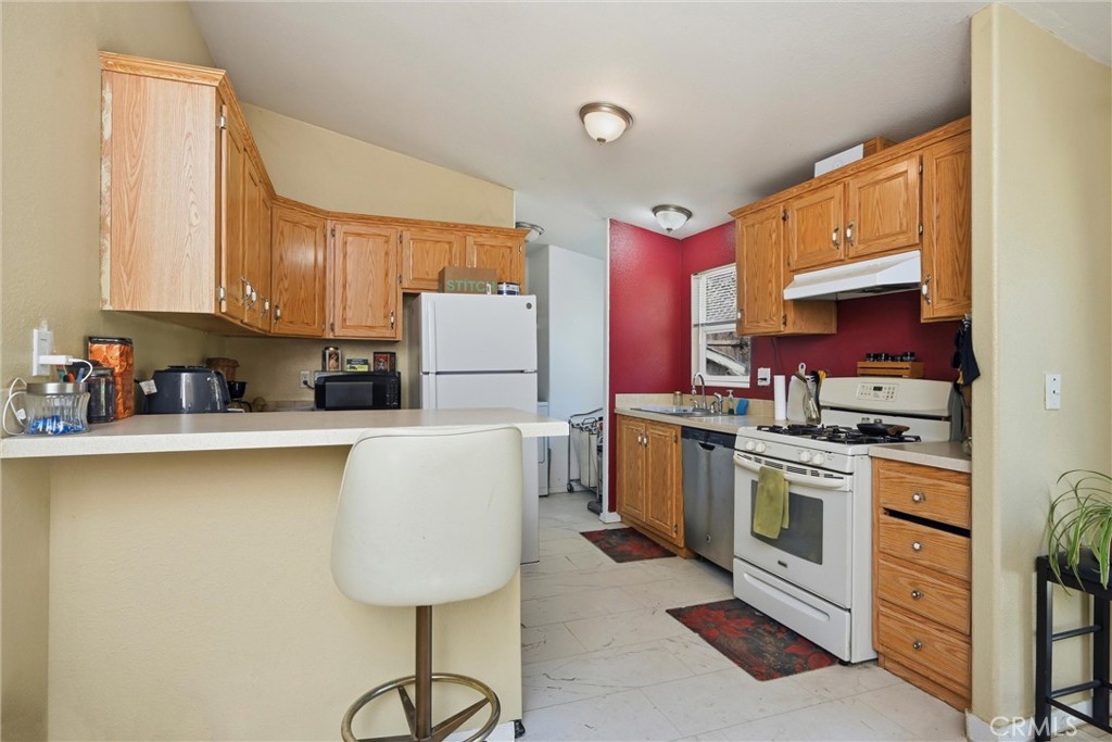 15560 20th Avenue Property Photo 5