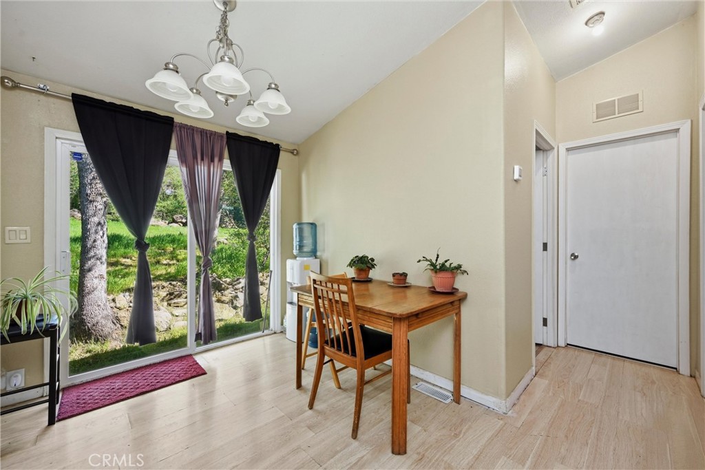 15560 20th Avenue Property Photo 8
