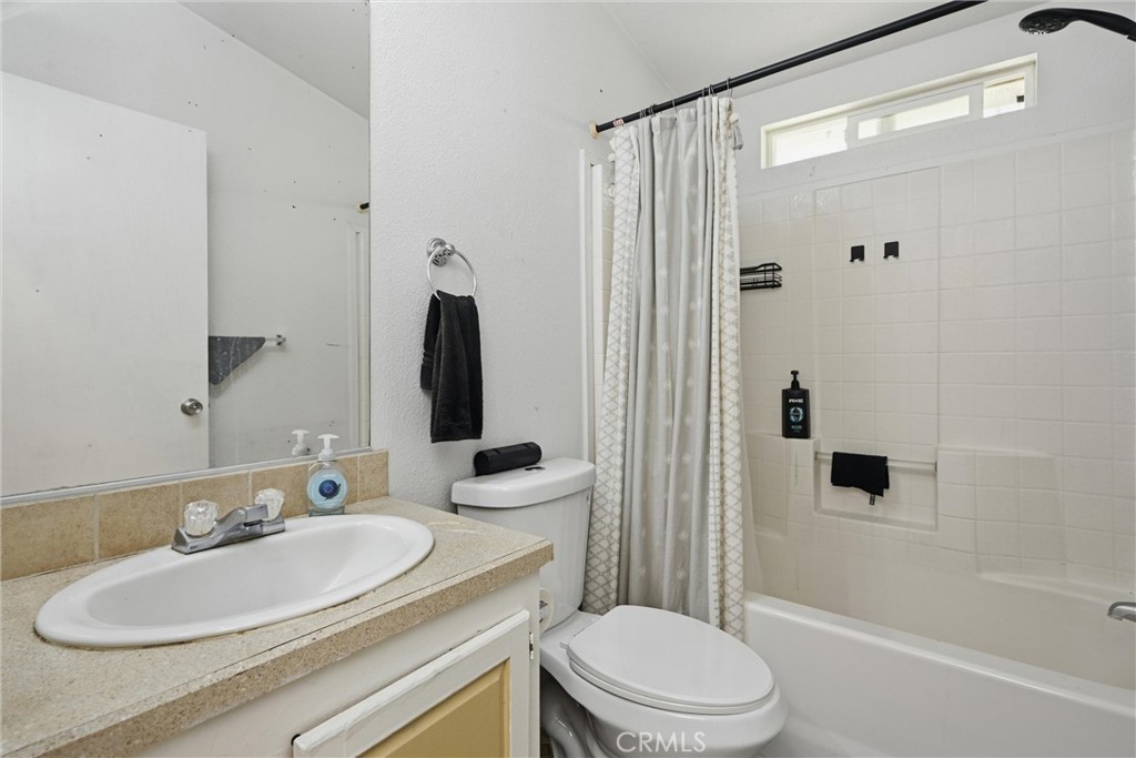 15560 20th Avenue Property Photo 13