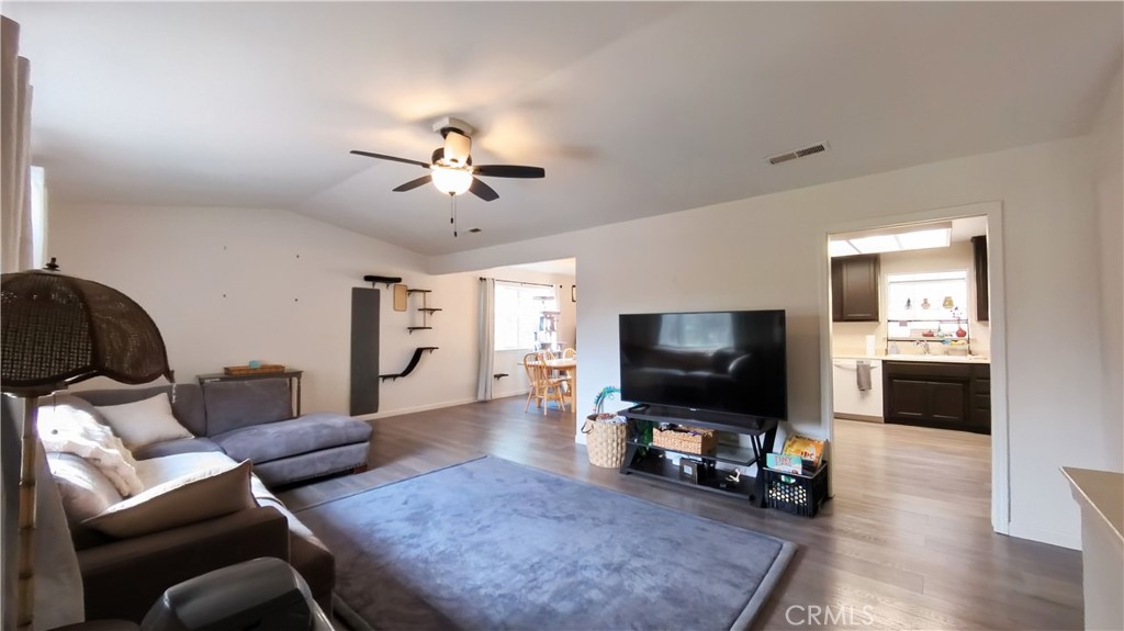 1222 Sixth Street Property Photo 8