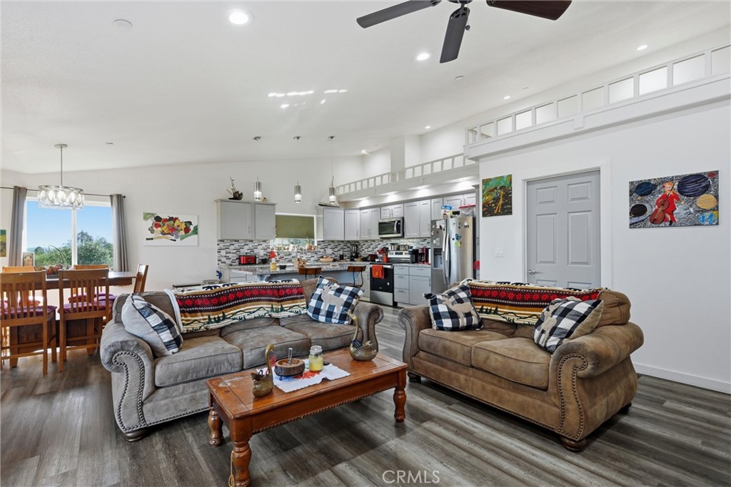 9786 Pinon Way Property Photo 10