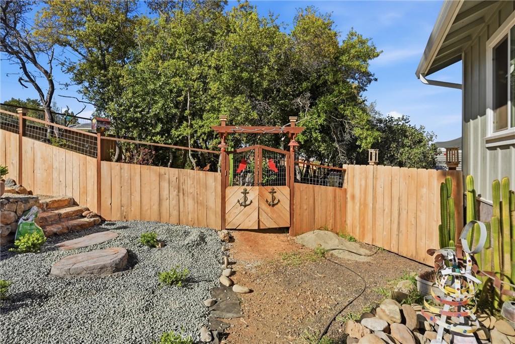 9786 Pinon Way Property Photo 29