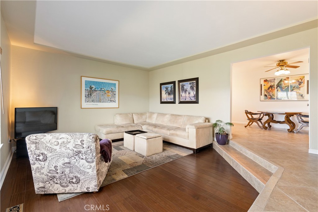 17444 Meadow View Drive Property Photo 6