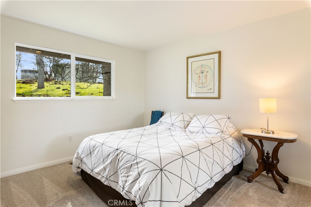 17444 Meadow View Drive Property Photo 21