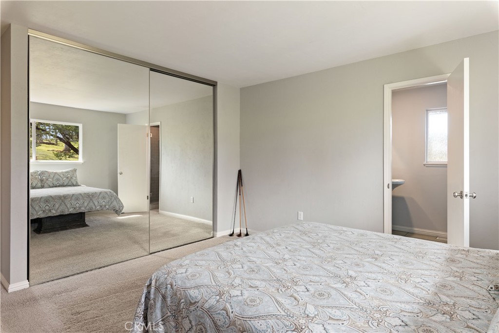 17444 Meadow View Drive Property Photo 26