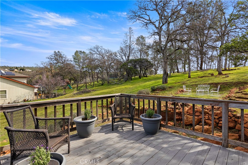 17444 Meadow View Drive Property Photo 34
