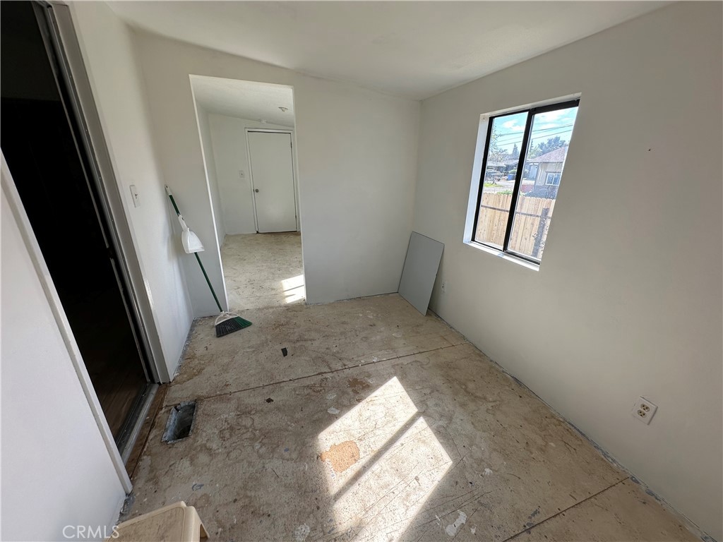 12880 4th Property Photo 17