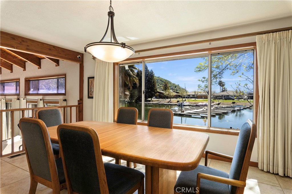 8581 Paradise Valley Boulevard Property Photo 17