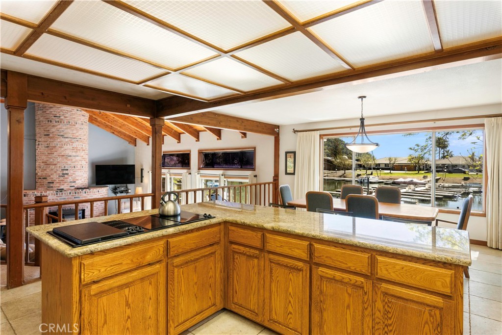 8581 Paradise Valley Boulevard Property Photo 22