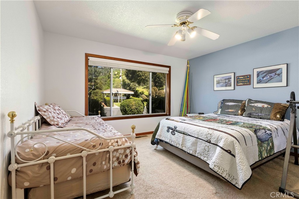 8581 Paradise Valley Boulevard Property Photo 28