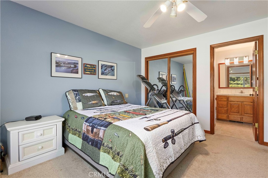 8581 Paradise Valley Boulevard Property Photo 29