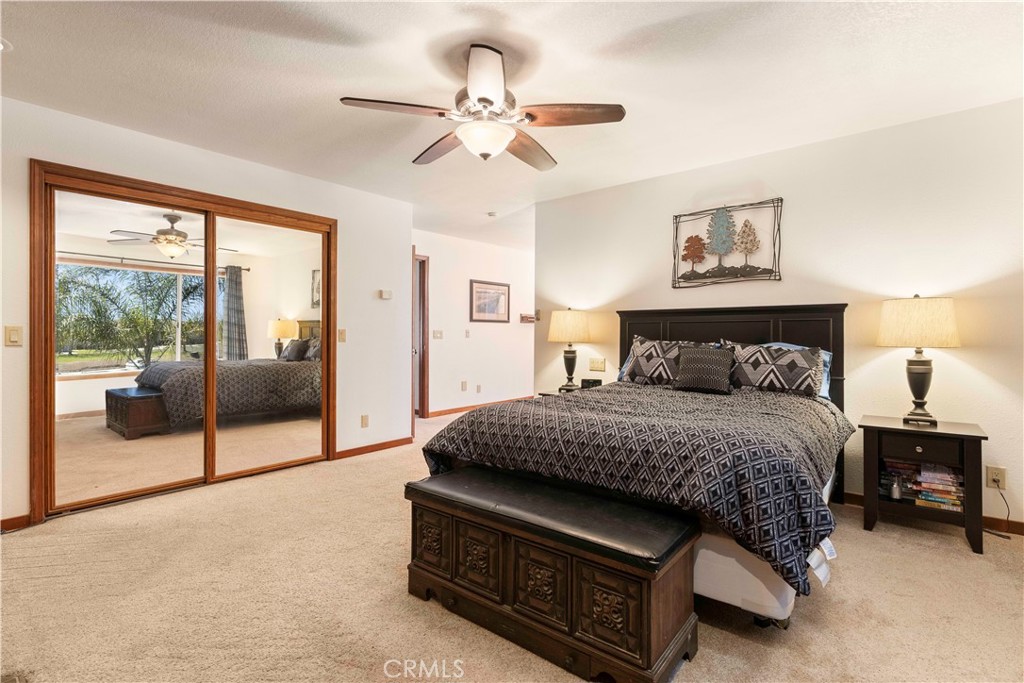 8581 Paradise Valley Boulevard Property Photo 35