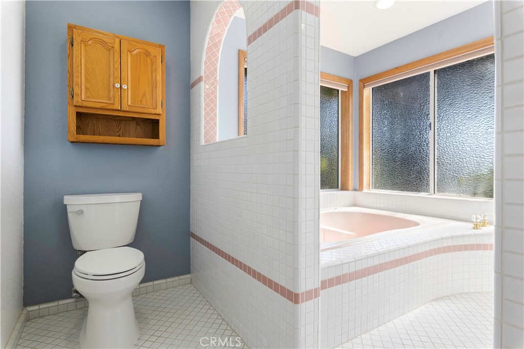 8581 Paradise Valley Boulevard Property Photo 37