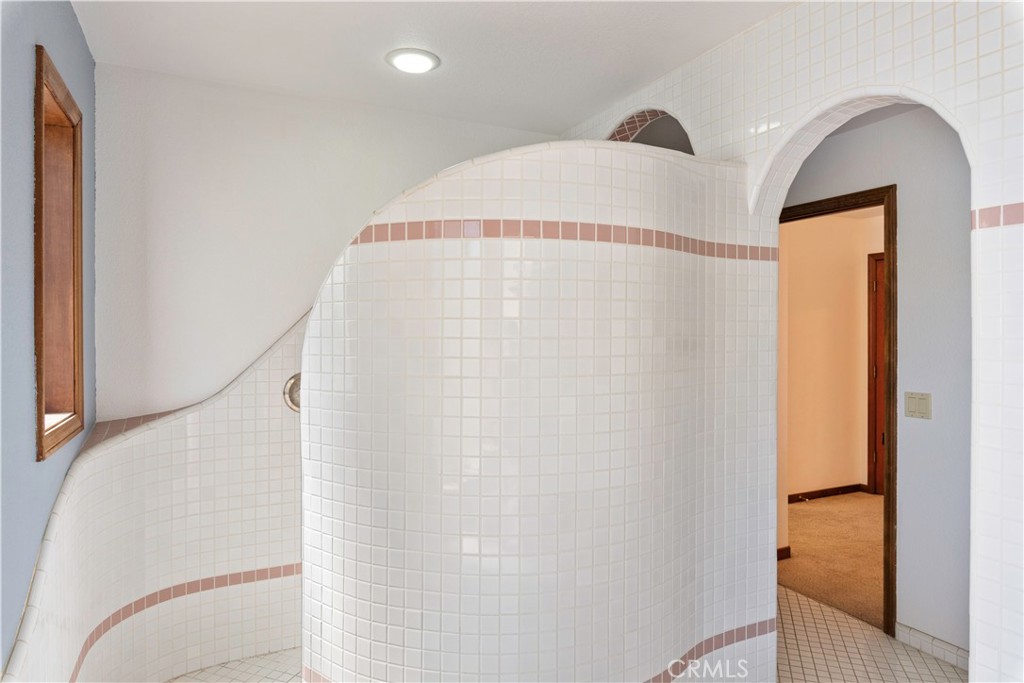 8581 Paradise Valley Boulevard Property Photo 39