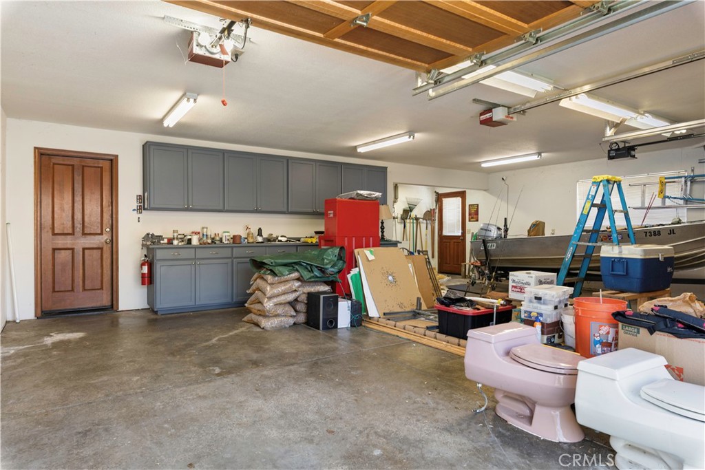 8581 Paradise Valley Boulevard Property Photo 44