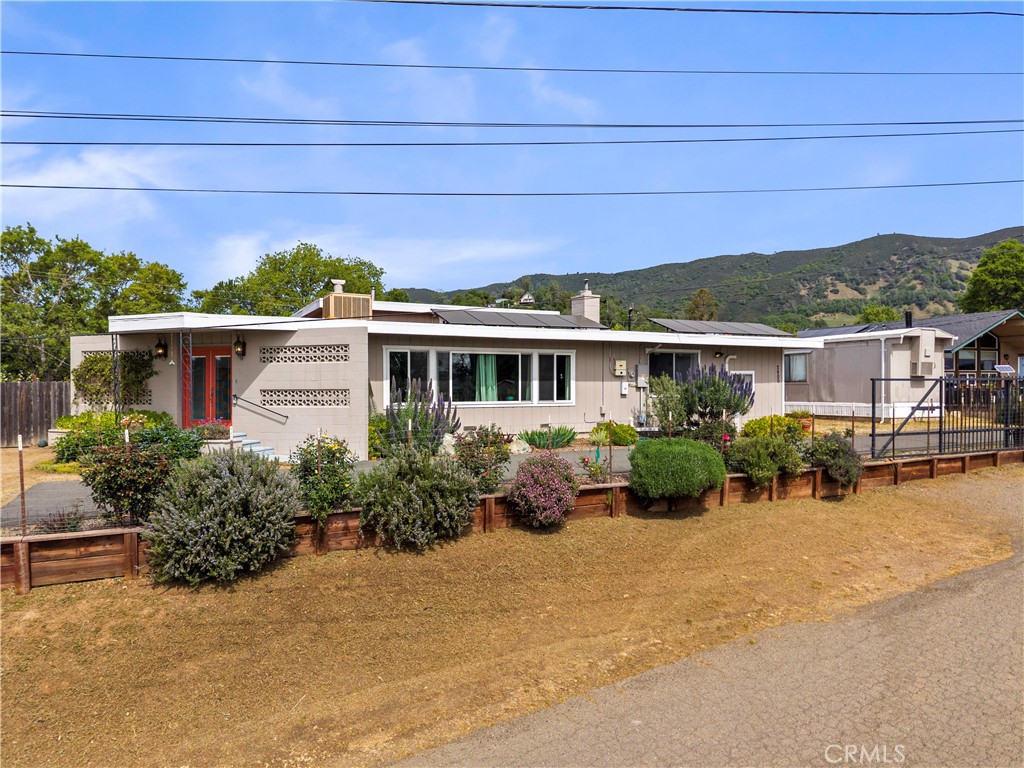 2800 Merced Street Property Photo 4
